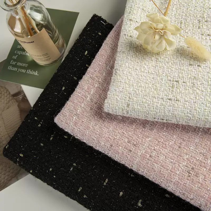 Beige Color and Gold Wire Yarn - مراجعة Sewing Tweed Fabric وسعره