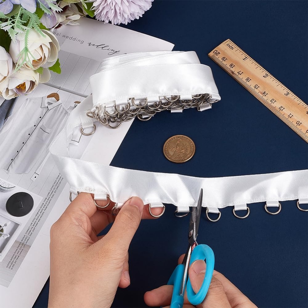 4 Yards White Grommet Trim wit - مراجعة Sewing Kit وسعره